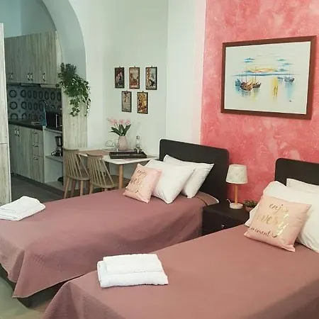 Lolos' House Appartement *