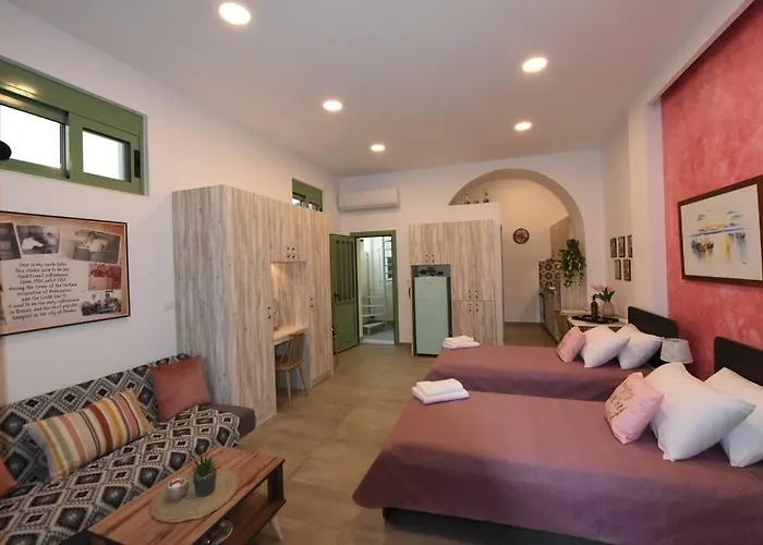 Lolos' House Apartament *